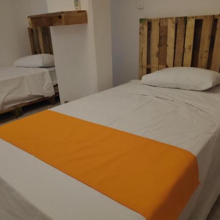 Morenita Linda Hostel Cancun Exterior photo